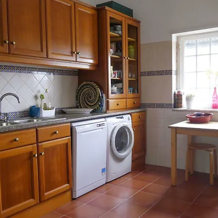 Vacation House By Surf Beach Ericeira Accommodatie bij particulieren *